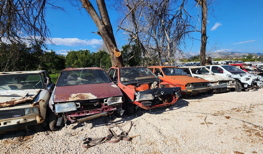 Döviz Mezarlıği.jpg0