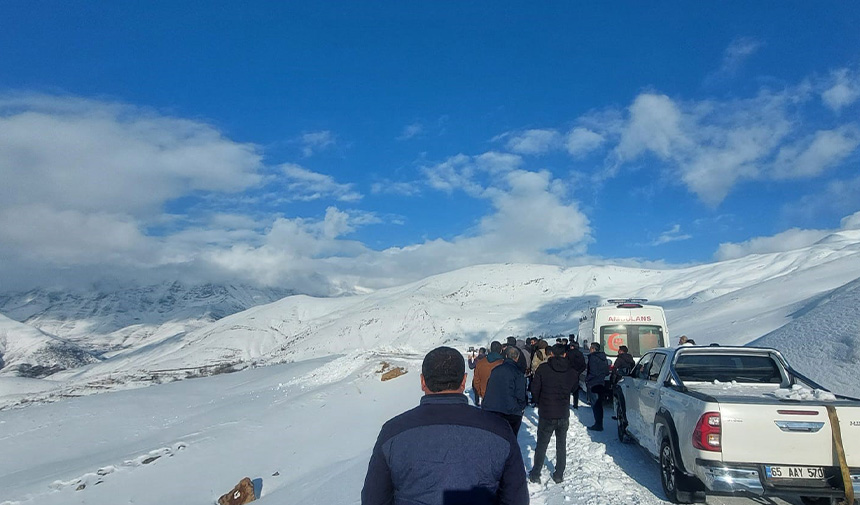 Iş Makinesi Kaza Yaptı