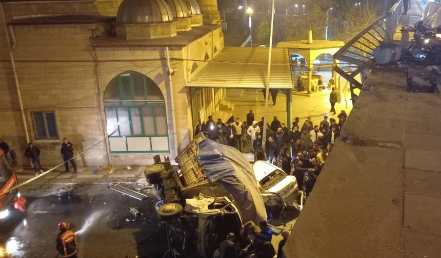 Kamyon Dehşet Saçtı.jpg7