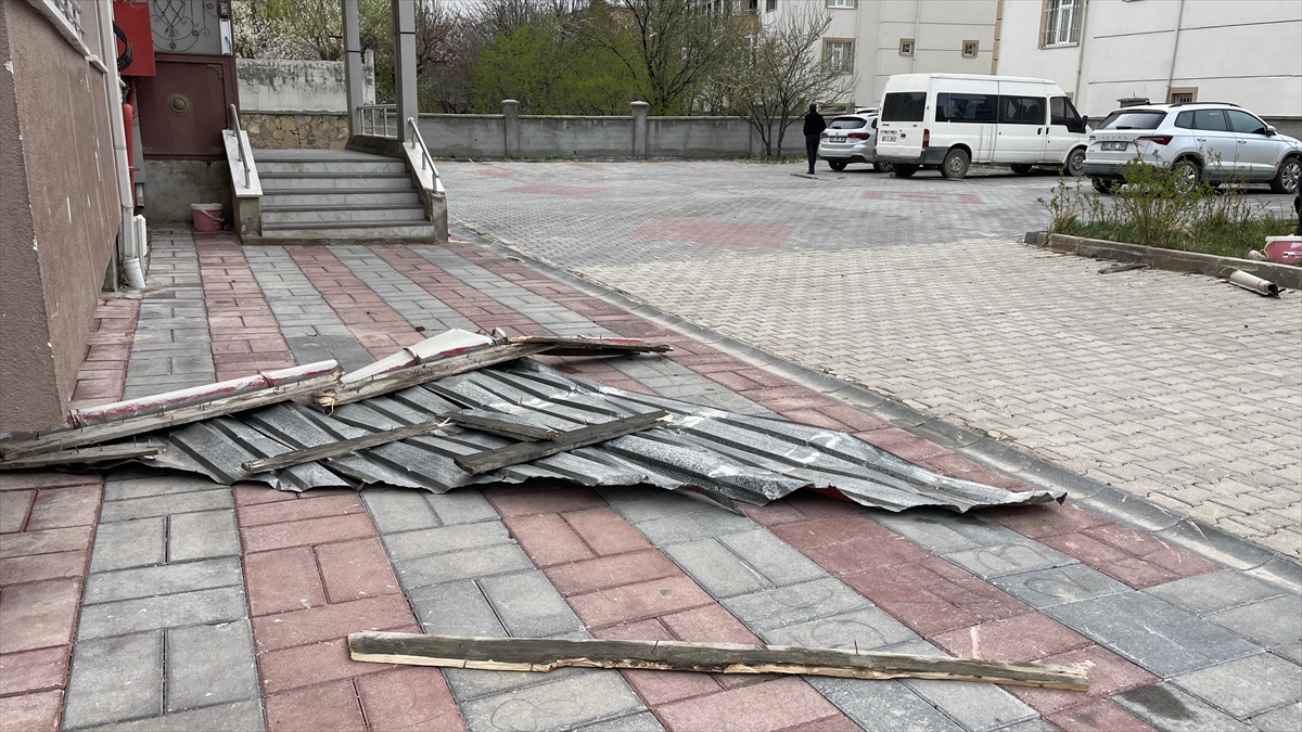 A A 20250410 37584757 37584751 V A N D A S I D D E T L I R U Z G A R C A T I L A R A Z A R A R V E R D I