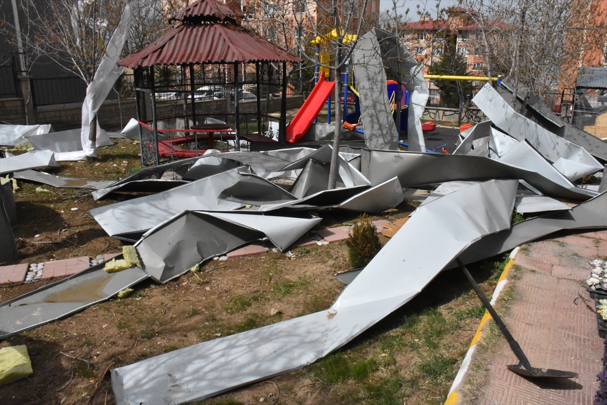 A A 20250410 37585107 37585104 V A N D A S I D D E T L I R U Z G A R C A T I L A R A Z A R A R V E R D I