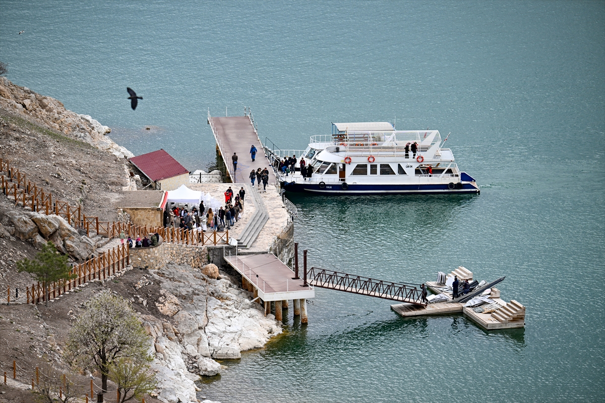 A A 20250418 37667026 37667010 B A H A R I N T O N L A R I N A B U R U N E N A K D A M A R A D A S I B A D E M C I C E G I F E S T I V A L I N E H A Z I R L A N I Y O R