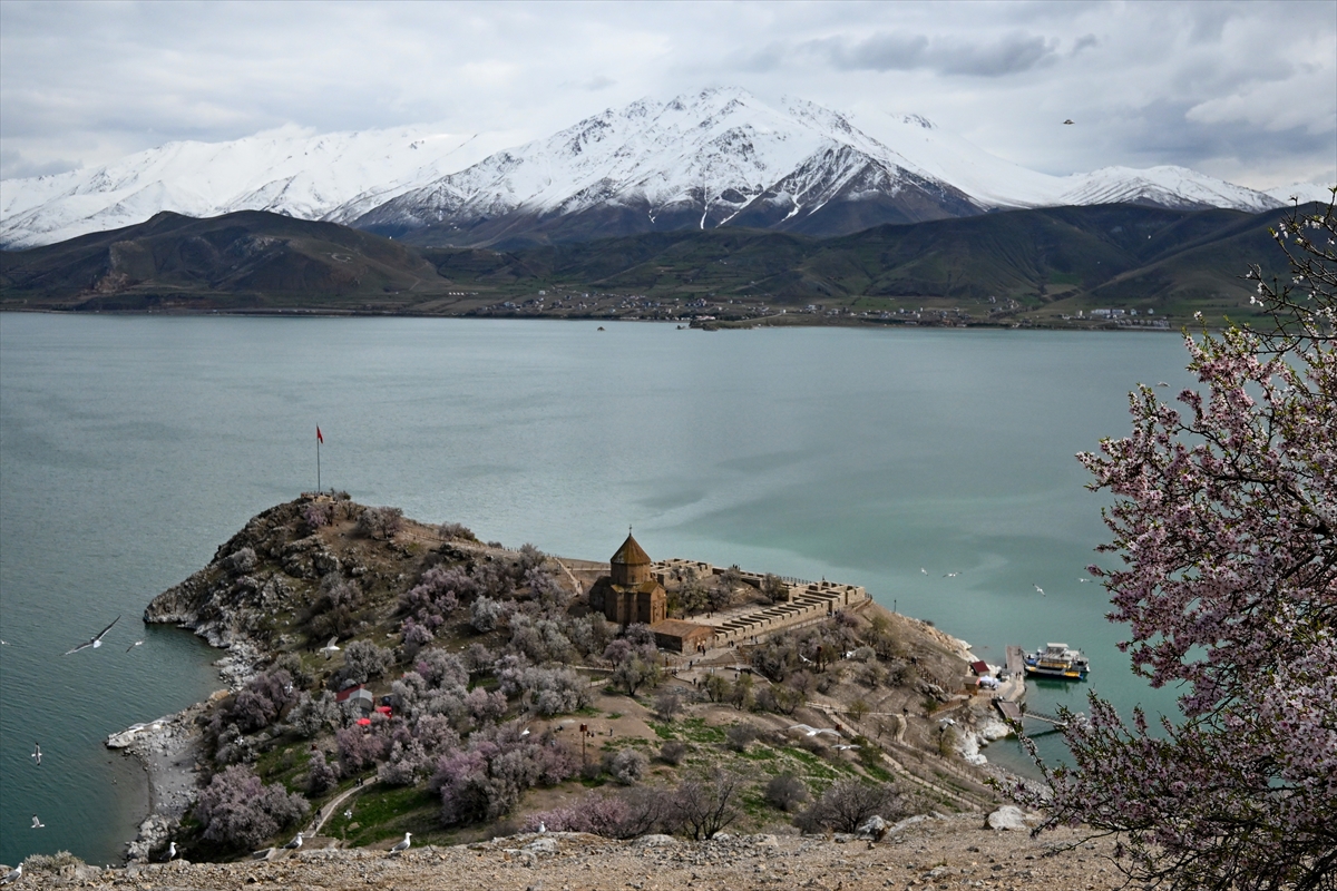 A A 20250418 37667026 37667014 B A H A R I N T O N L A R I N A B U R U N E N A K D A M A R A D A S I B A D E M C I C E G I F E S T I V A L I N E H A Z I R L A N I Y O R