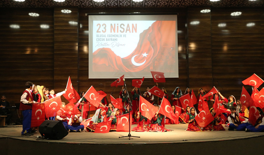 Müzik Öğretmeni Arzu Zorer Üzan.jpg4