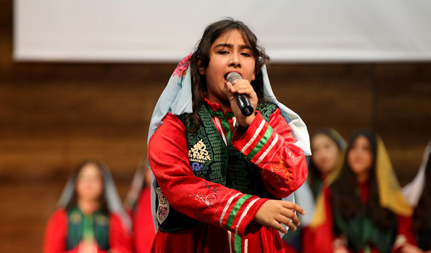 Müzik Öğretmeni Arzu Zorer Üzan.jpg9