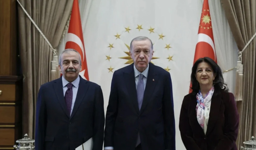 Sırrı Süreyya Önder.jpg4-1