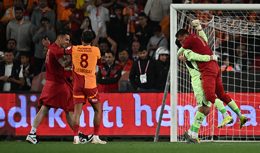 Galatasaray.jpg4-2