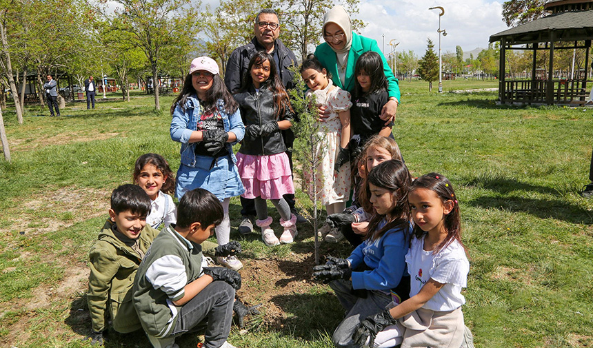 Öğrenci Fidan.jpg6