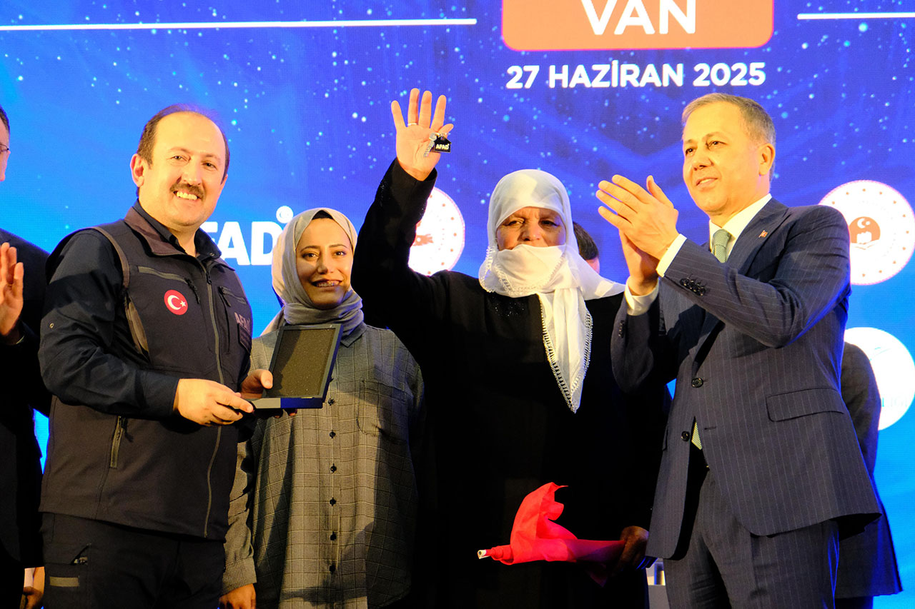 Bakan Yerlikaya Vanda 10