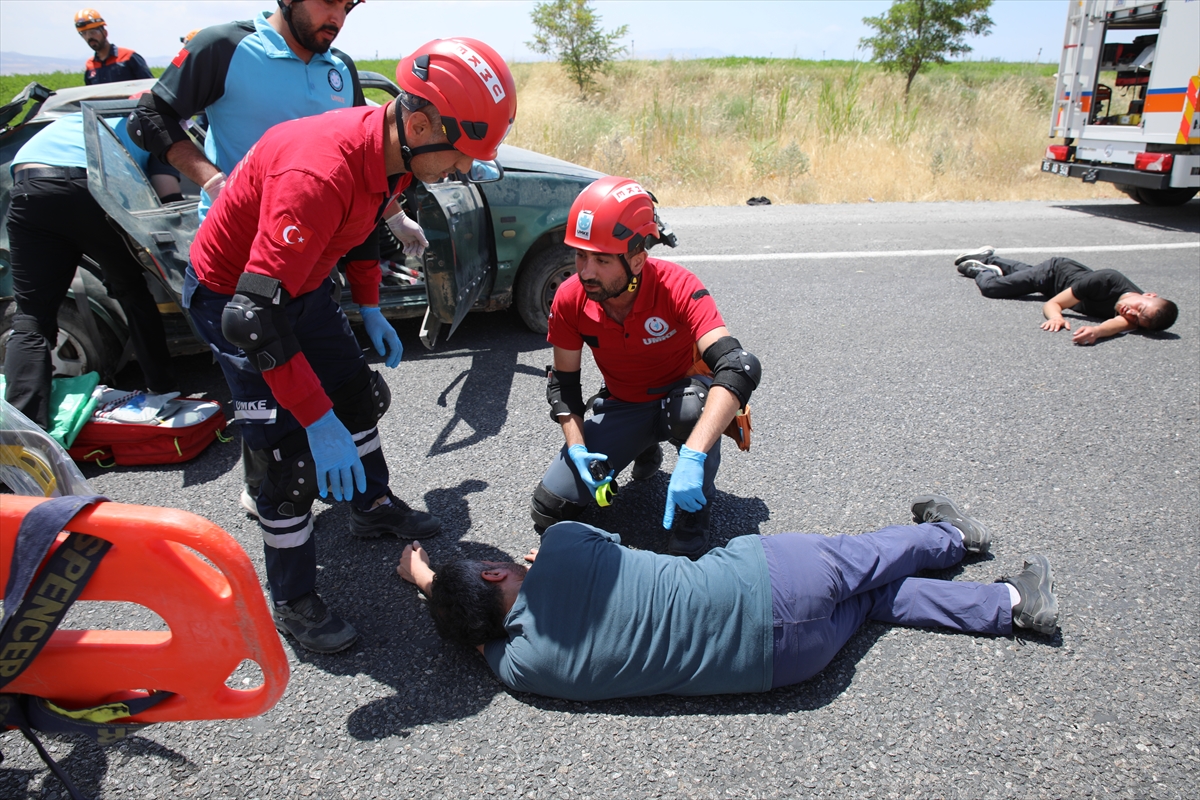 A A 20250711 38534968 38534966 V A N D A G E R C E G I N I A R A T M A Y A N T R A F I K K A Z A S I T A T B I K A T I