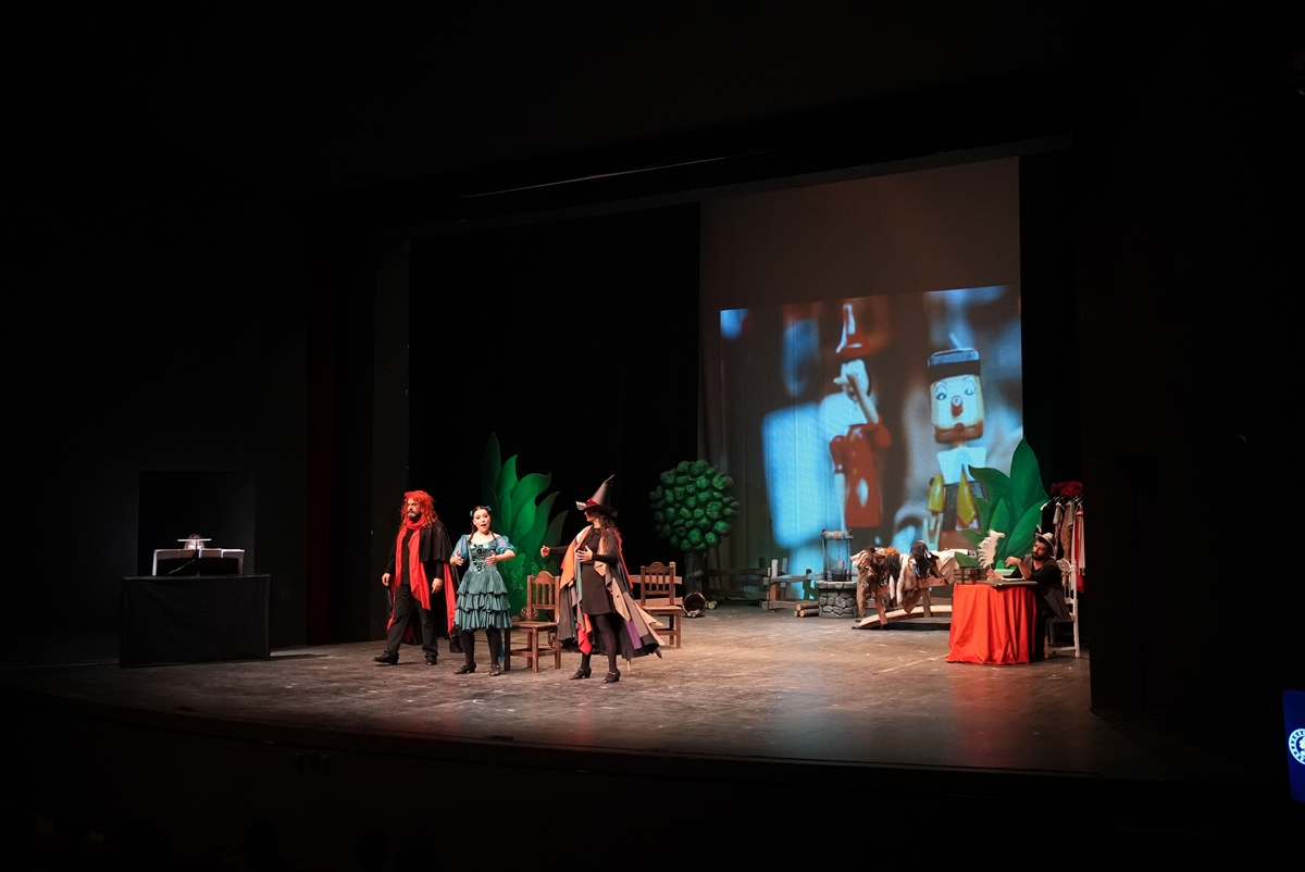 A A 20250714 38554759 38554751 V A N K U L T U R Y O L U F E S T I V A L I E T K I N L I K L E R L E D E V A M E D I Y O R