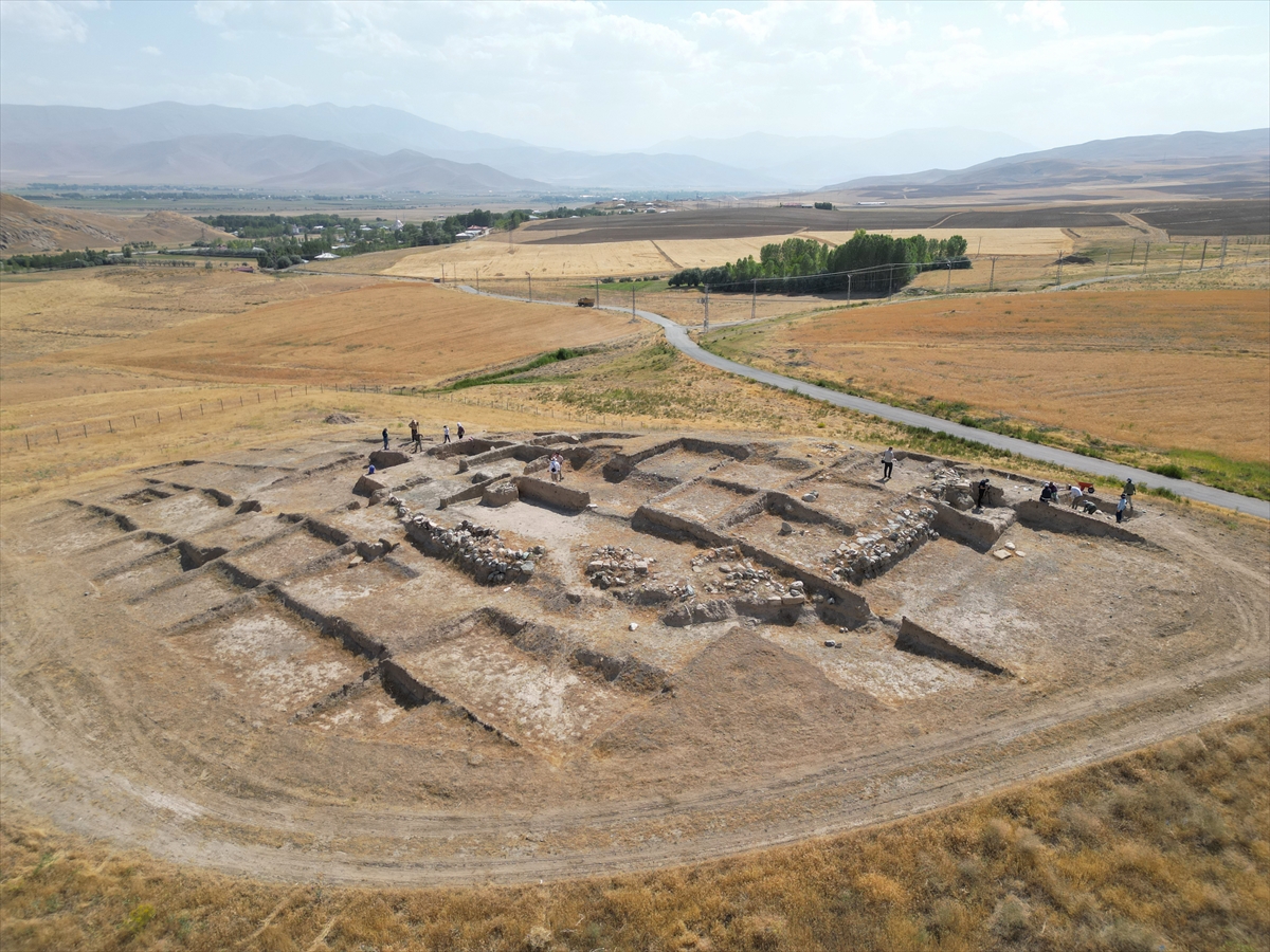 A A 20250723 38635359 38635355 A R K E O L O G L A R K A V U R U C U S I C A K T A U R A R T U L A R I N A S I R L A R O N C E K I Y A S A M I N I N I Z L E R I N I A R A S T I R I Y O R