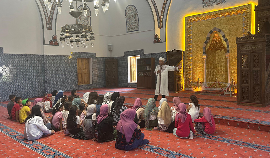 Hüsrev Paşa Camii.jpg2