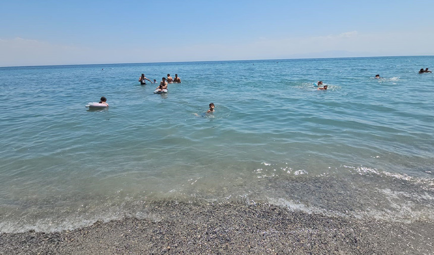 Van Gölü Sahili.jpg7