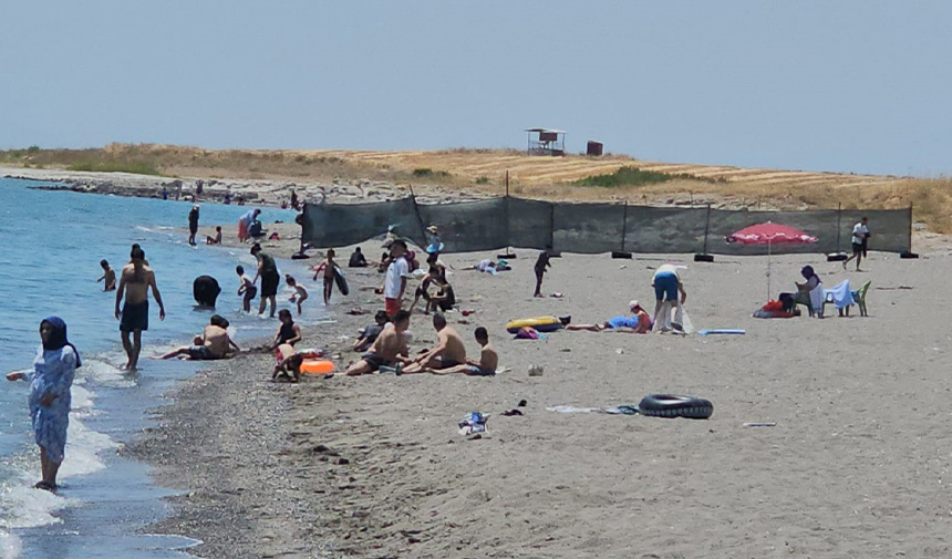 Van Gölü Sahili.jpg8