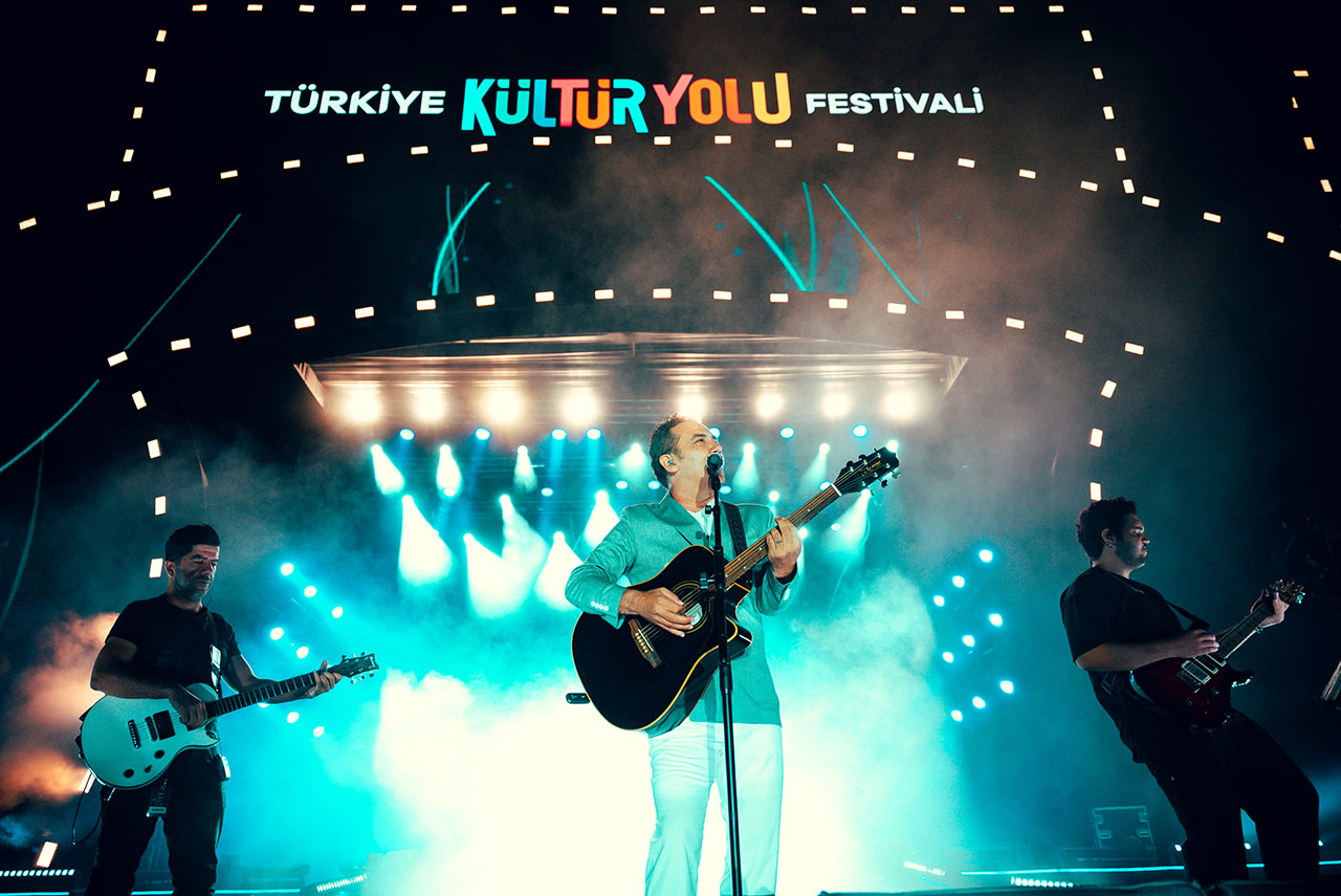 Van Kyf Ferhat Gocer (4)