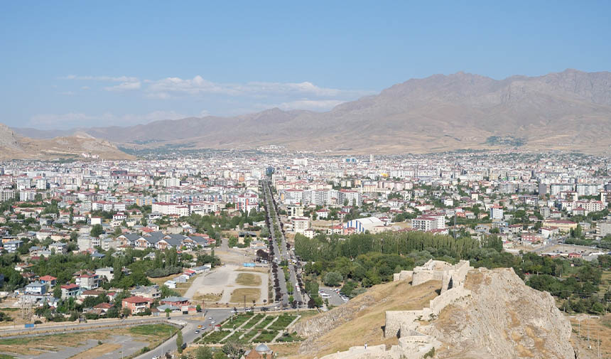 W D F E S G R D H T F J G Y K U H Ö M