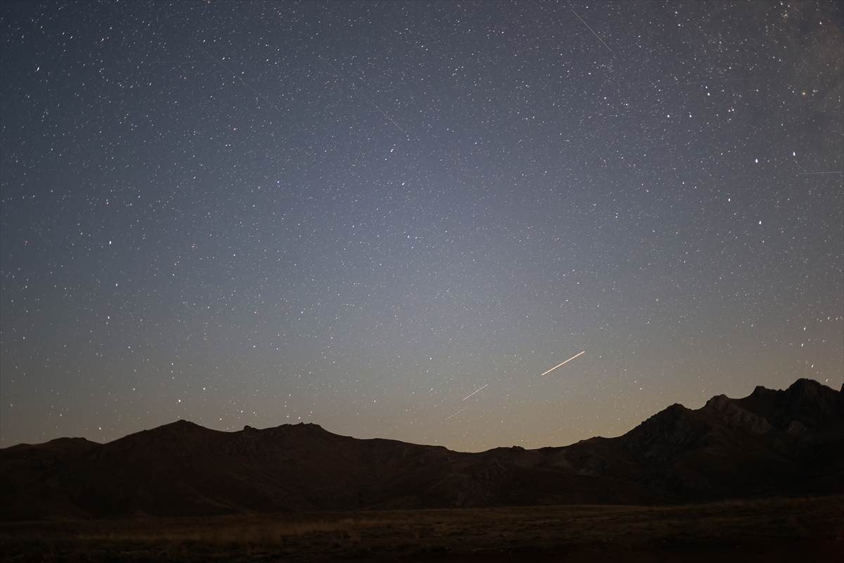 A A 20250813 38822806 38822804 V A N D A A S T R O N O M I M E R A K L I L A R I M E T E O R Y A G M U R U N U I Z L E M E K I C I N A L A N D E S T Y A Y L A S I N D A B U L U S T U