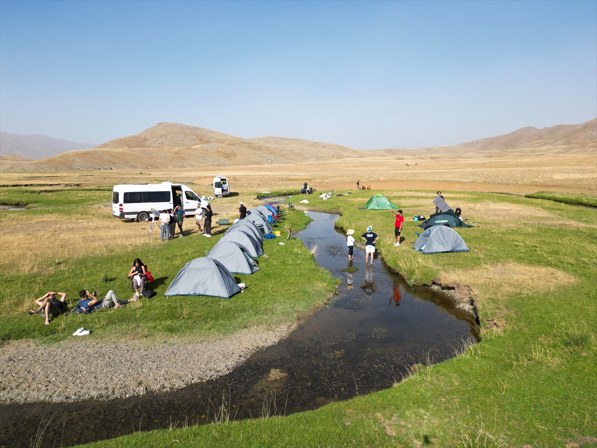 A A 20250818 38857627 38857613 D O G A S E V E R L E R A L A N D E S T Y A Y L A S I N D A K I M E N D E R E S L E R I N A R A S I N D A K A M P K E Y F I Y A S I Y O R