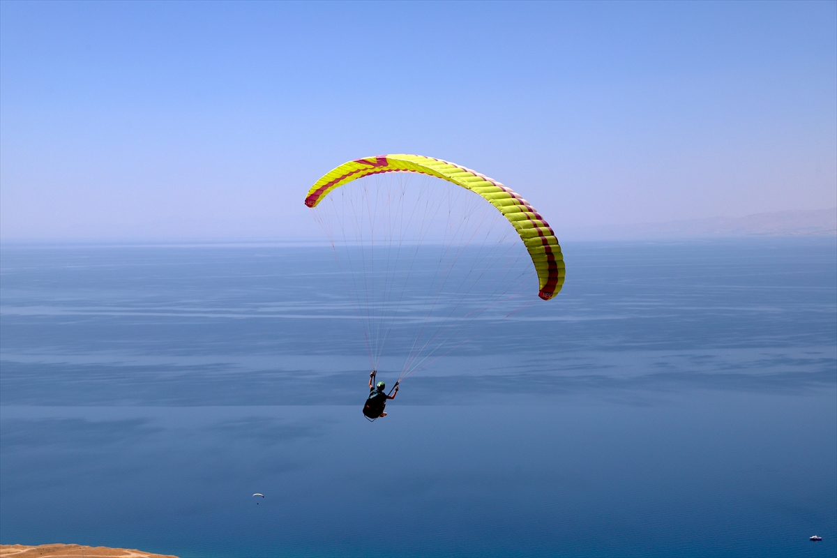 A A 20250823 38902445 38902433 D O G U V E G U N E Y D O G U A N A D O L U B O L G E S I Y A M A C P A R A S U T U H E D E F S A M P I Y O N A S I V A N D A B A S L A D I