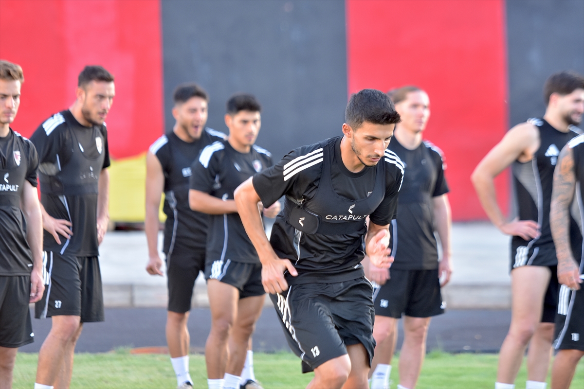 A A 20250828 38944400 38944396 V A N S P O R D A H E D E F U S T S I R A L A R A T U T U N M A K