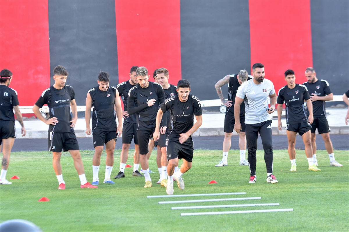 A A 20250828 38944400 38944397 V A N S P O R D A H E D E F U S T S I R A L A R A T U T U N M A K