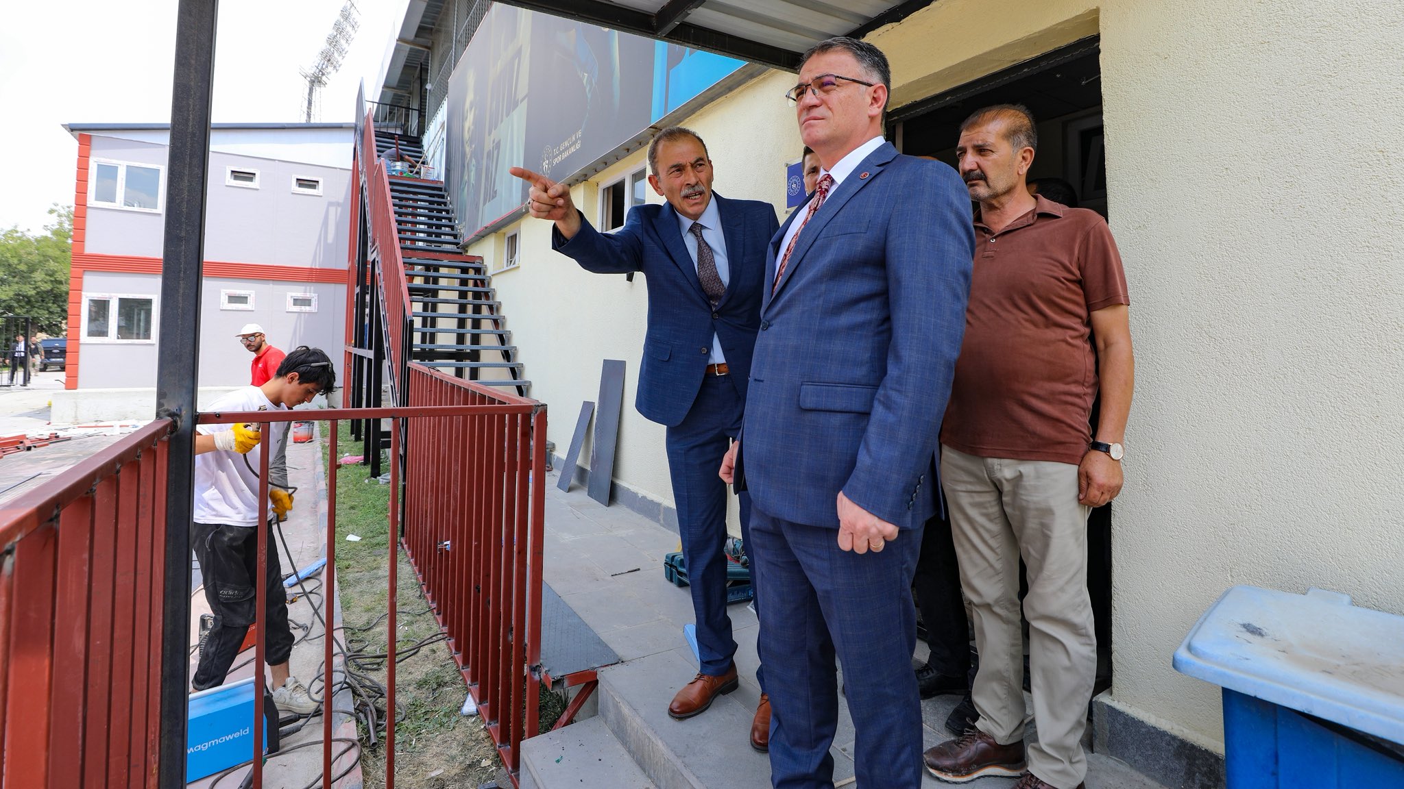 Gxvj Ypu W Y A Ace Ua