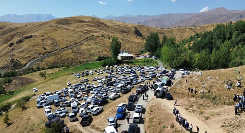 Hakkari Cenaze Defin 3