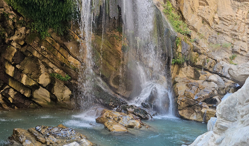 Kaval Şelalesi.jpg8