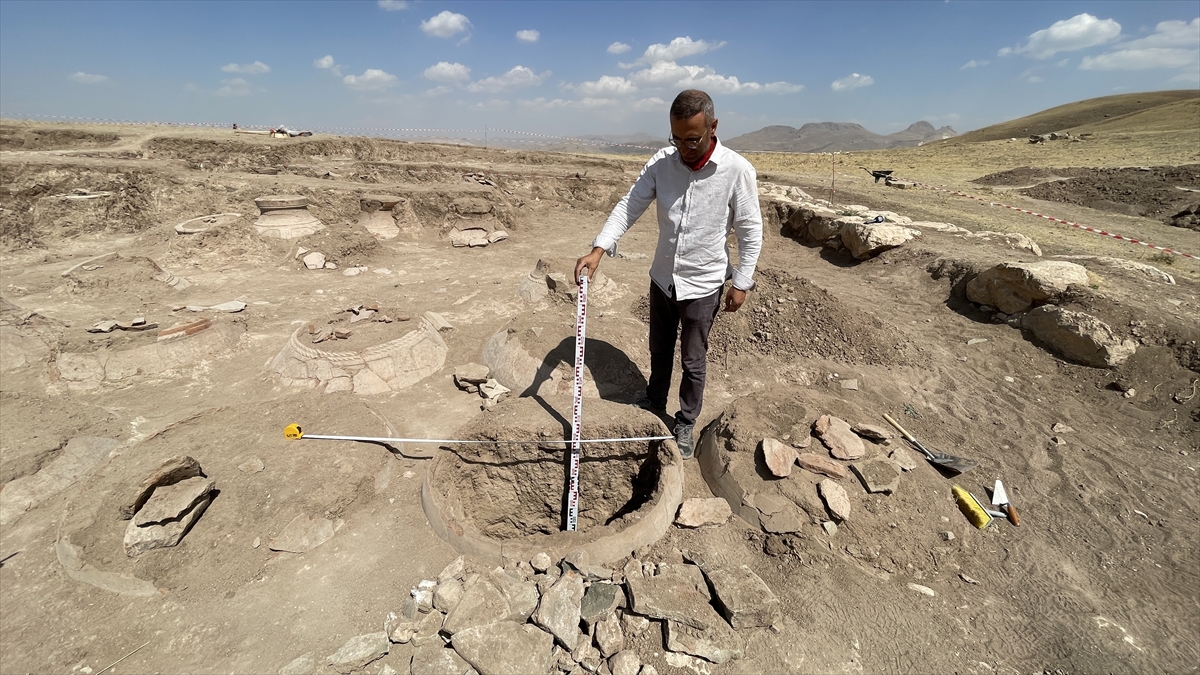 A A 20250907 39043381 39043363 V A N D A K I K E V E N L I K A L E S I K A L I N T I S I N D A C I V I Y A Z I L I 76 P I T H O S O R T A Y A C I K A R I L D I