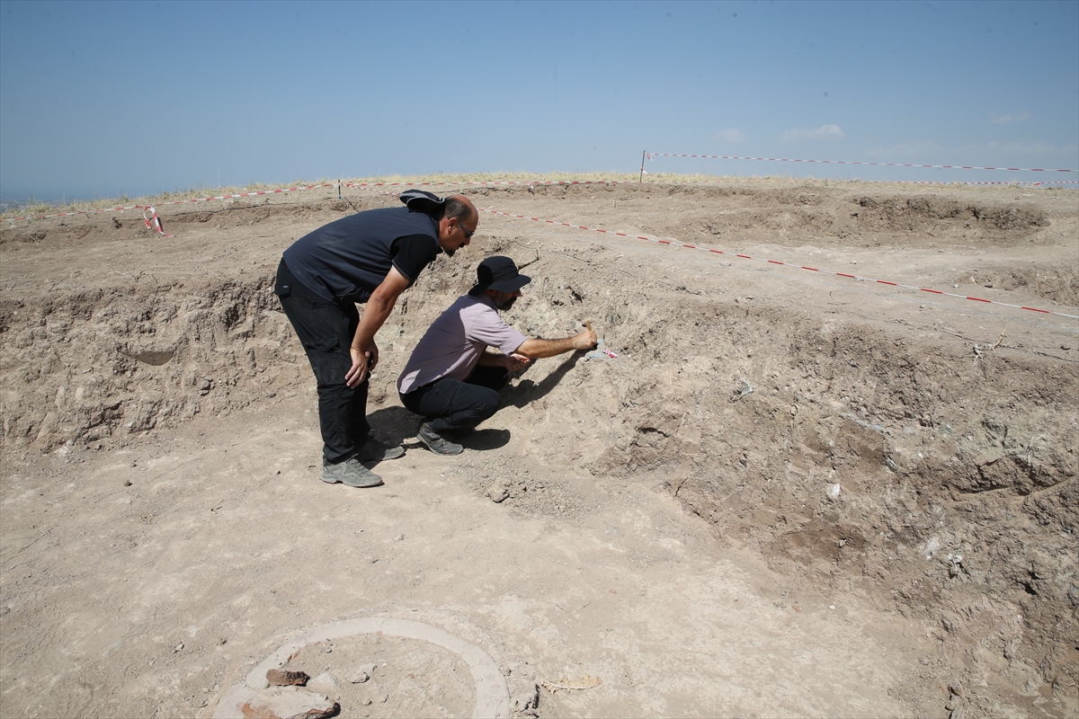 A A 20250907 39043381 39043367 V A N D A K I K E V E N L I K A L E S I K A L I N T I S I N D A C I V I Y A Z I L I 76 P I T H O S O R T A Y A C I K A R I L D I