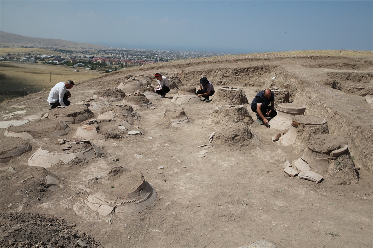 A A 20250907 39043381 39043377 V A N D A K I K E V E N L I K A L E S I K A L I N T I S I N D A C I V I Y A Z I L I 76 P I T H O S O R T A Y A C I K A R I L D I