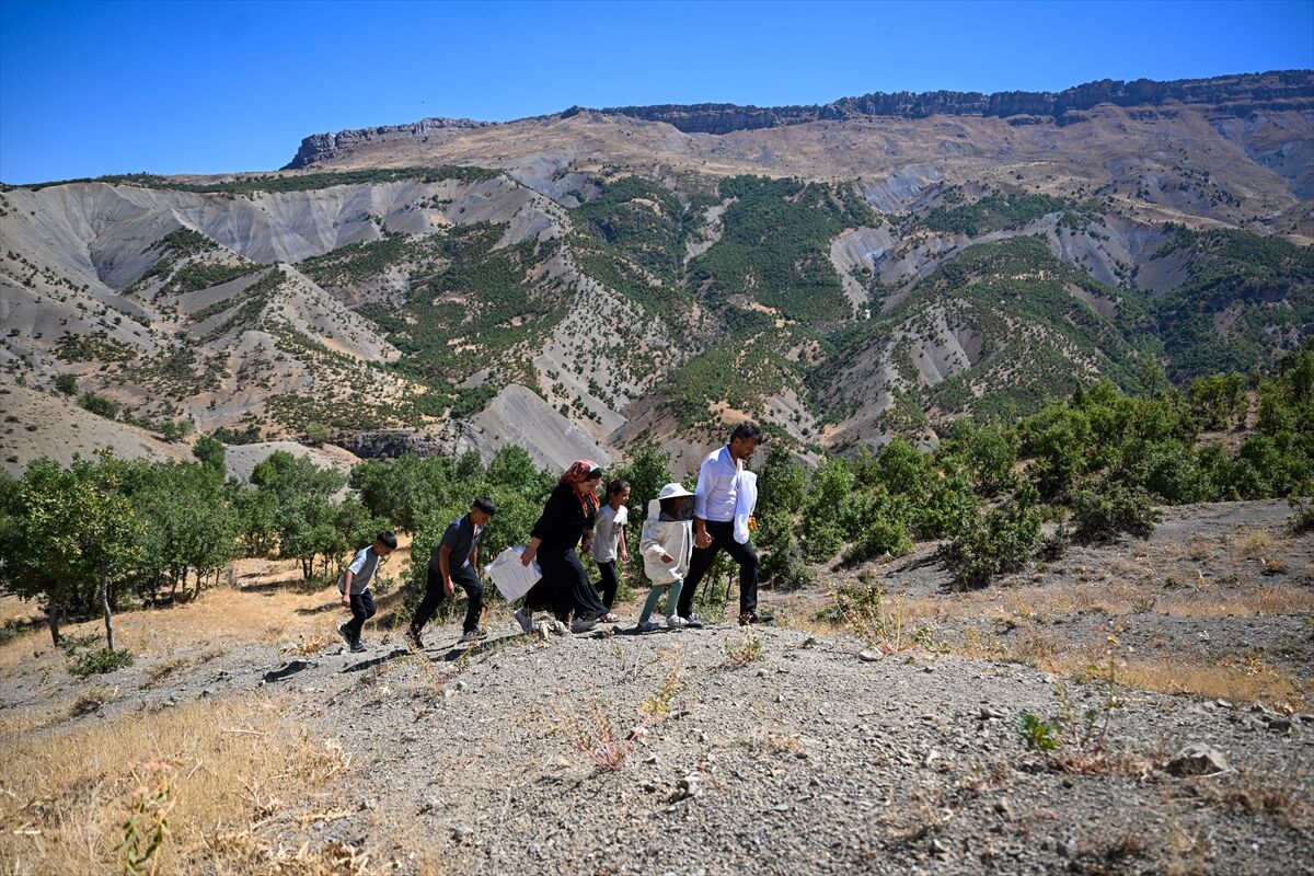 A A 20250915 39118398 39118385 S E H I R H A Y A T I N I B I R A K A R A K 30 K O V A N L A A R I C I L I G A B A S L A Y A N C I F T S I P A R I S L E R E Y E T I S E M I Y O R