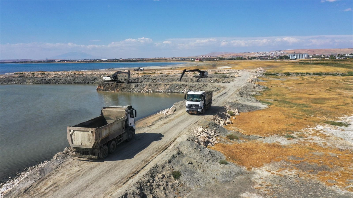 A A 20250922 39193414 39193406 V A N G O L U N U N Z E M I N I N D E N 1 M I L Y O N 970 B I N M E T R E K U P D I P C A M U R U V E B A L C I K C I K A R I L D I