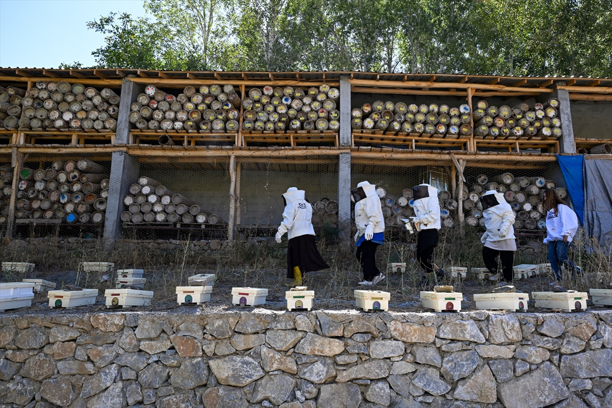 A A 20250928 39248516 39248497 D E V L E T D E S T E G I Y L E A R I C I L I G A B A S L A Y A N K A D I N L A R M E R A D A K A R A K O V A N B A L I U R E T I Y O R