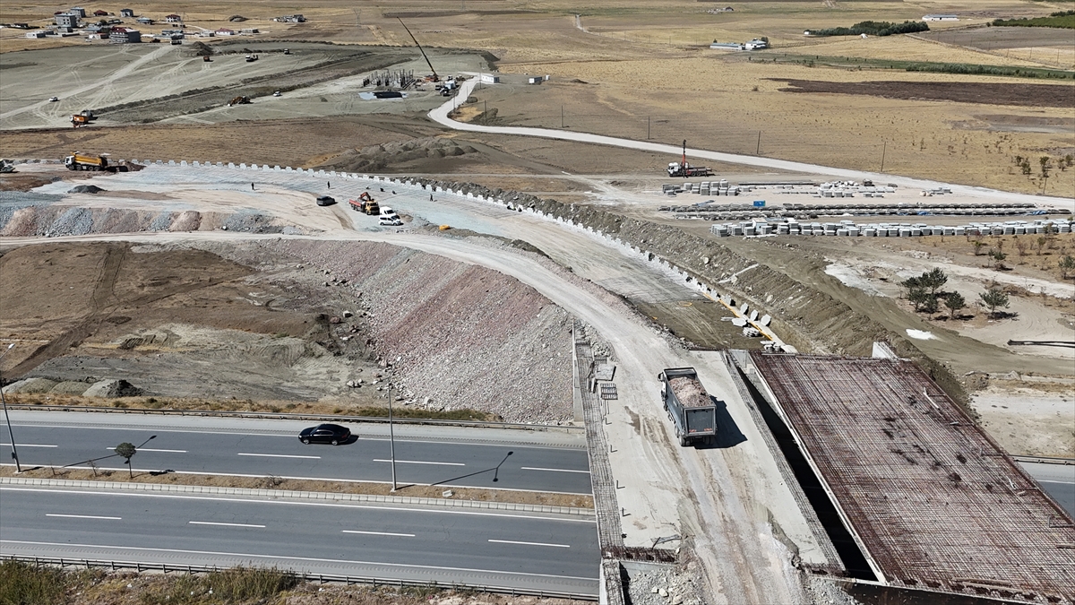 A A 20250929 39255298 39255285 V A N A Y A P I L A N 41 K I L O M E T R E L I K C E V R E Y O L U N D A C A L I S M A L A R S U R U Y O R