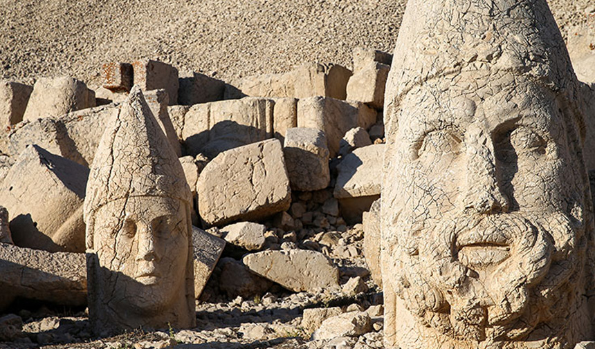 Nemrut Dağı.jpg8