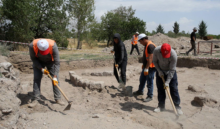 Selçuklu Kalesi.jpg3