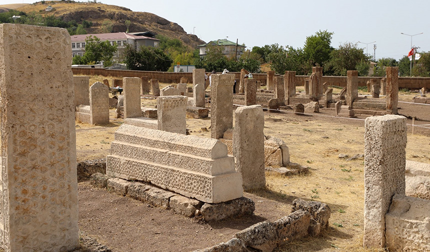 Selçuklu Mezarlığı-1