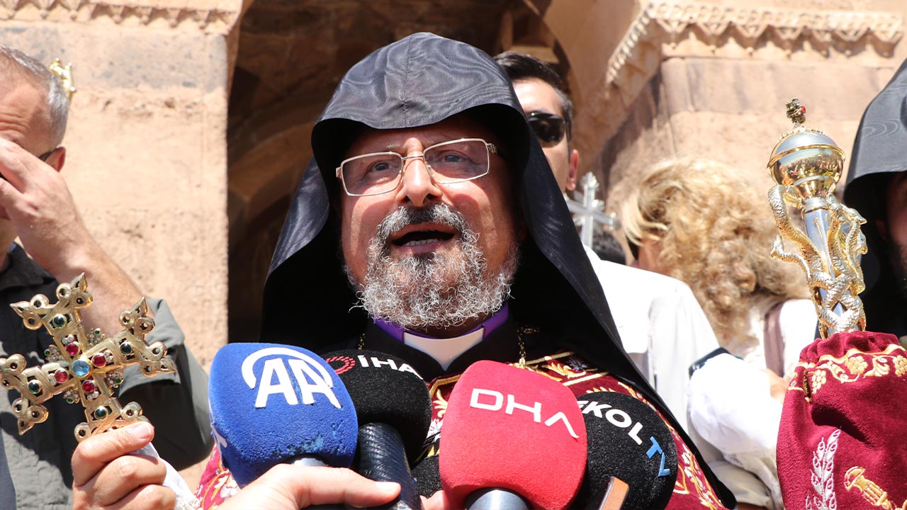 Akdamar Kilisesi'nde 13'üncü ayin