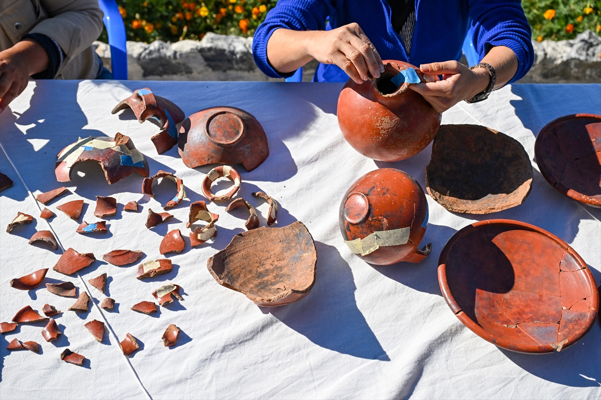 A A 20251001 39274179 39274174 V A N G O L U M A N Z A R A L I A Y A N I S K A L E S I T U R I S T L E R I N U G R A K N O K T A S I O L D U