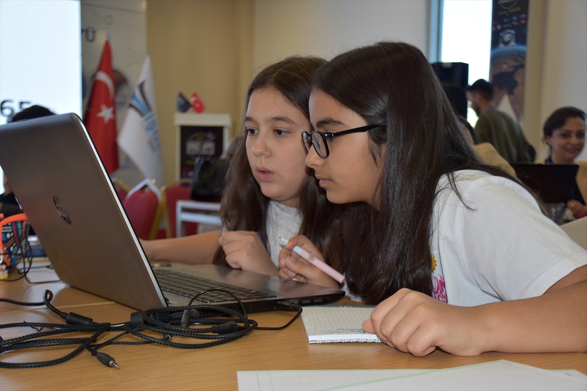 A A 20251004 39308179 39308172 V A N D A N A S A U Z A Y U Y G U L A M A L A R I Y A R I S M A S I B A S L A D I