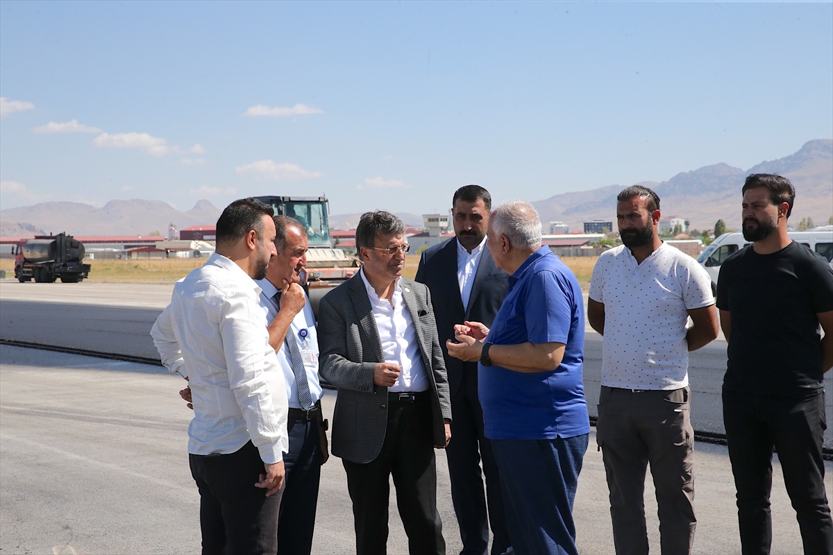 A A 20251005 39315758 39315752 V A N F E R I T M E L E N H A V A L I M A N I N I N P I S T I N I Y E N I L E M E C A L I S M A L A R I N D A 300 P E R S O N E L C A L I S I Y O R