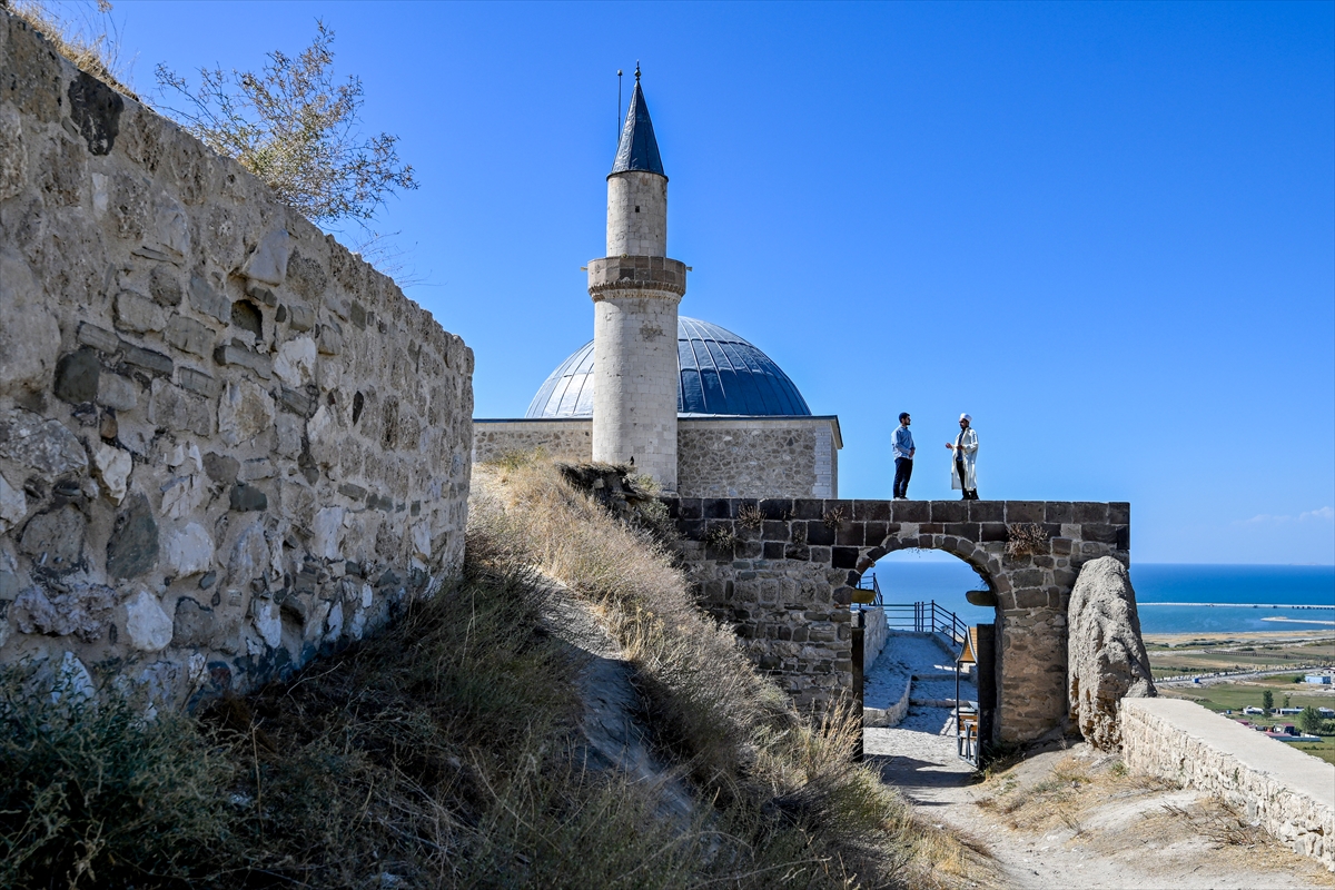 A A 20251007 39333215 39333191 S U L E Y M A N H A N C A M I V A N K A L E S I N I N Z I R V E S I N D E Z I Y A R E T C I L E R I N I A G I R L I Y O R