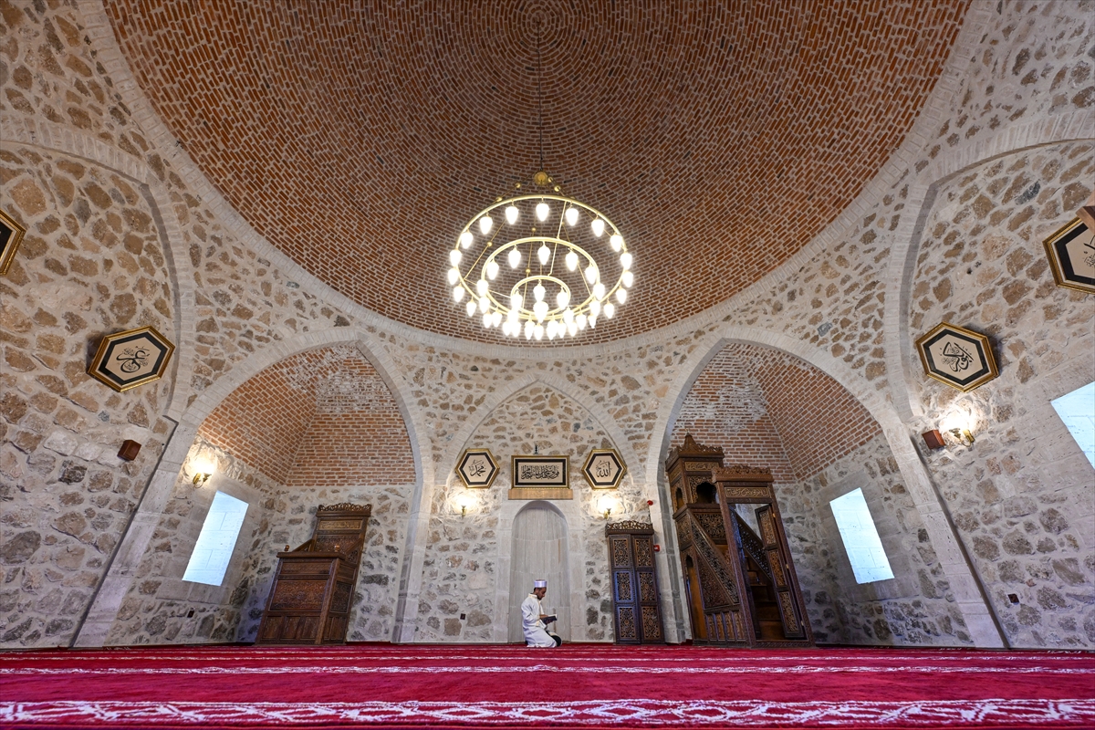 A A 20251007 39333215 39333198 S U L E Y M A N H A N C A M I V A N K A L E S I N I N Z I R V E S I N D E Z I Y A R E T C I L E R I N I A G I R L I Y O R