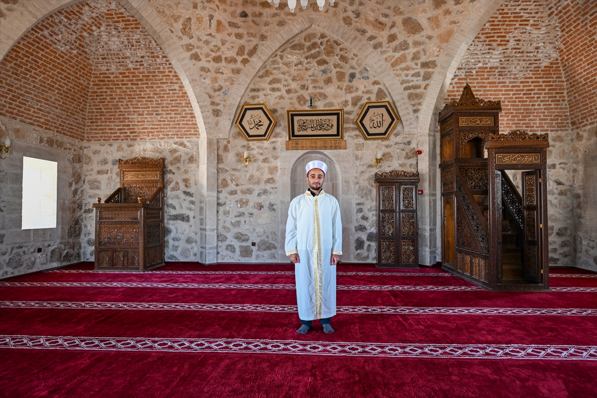 A A 20251007 39333215 39333213 S U L E Y M A N H A N C A M I V A N K A L E S I N I N Z I R V E S I N D E Z I Y A R E T C I L E R I N I A G I R L I Y O R