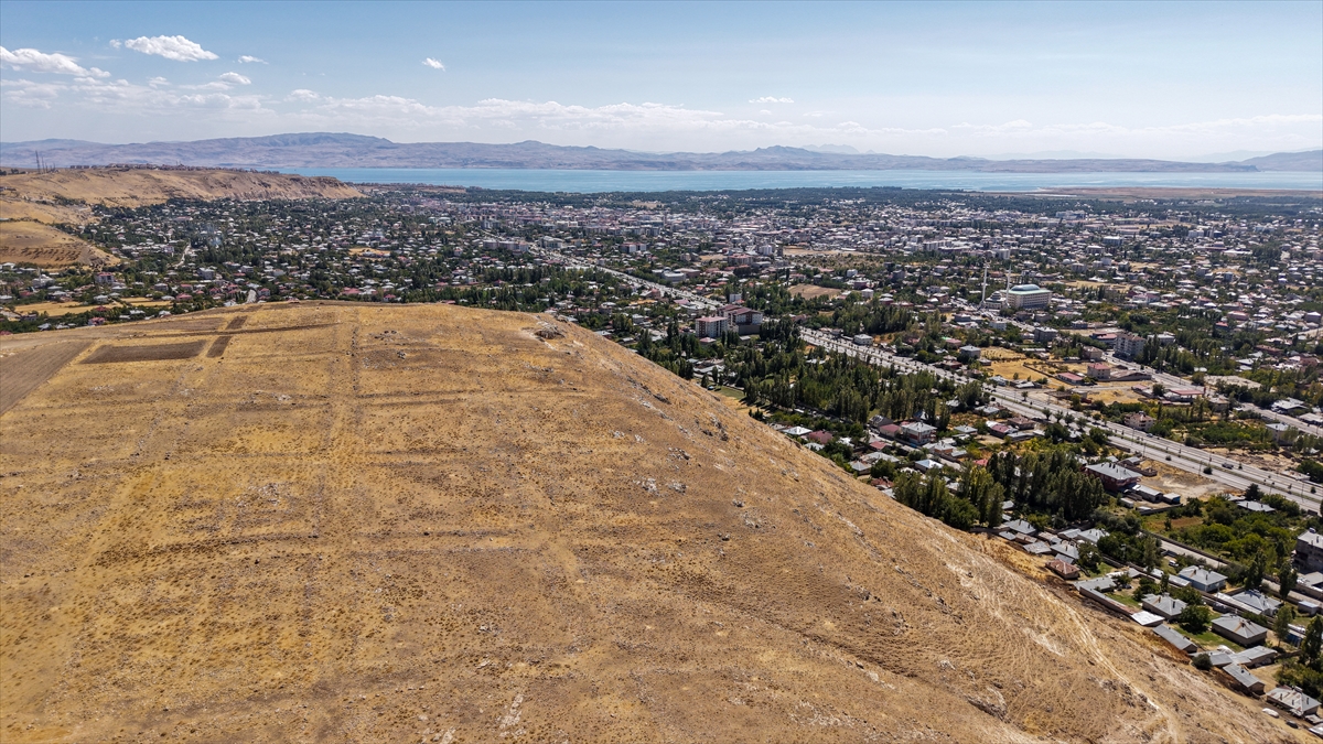 A A 20251008 39344984 39344974 V A N D A A N T I K K E N T K A L I N T I S I N D A Y E N I K I T A B E L E R O R T A Y A C I K A R I L D I