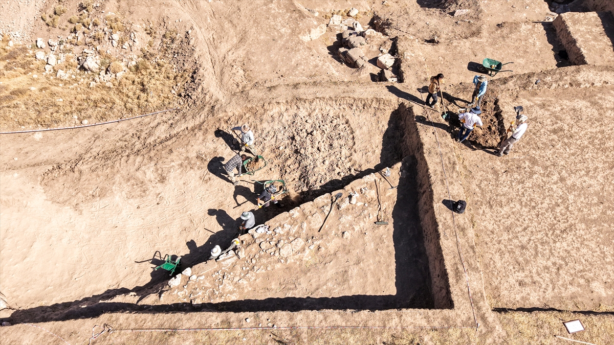 A A 20251008 39344984 39344976 V A N D A A N T I K K E N T K A L I N T I S I N D A Y E N I K I T A B E L E R O R T A Y A C I K A R I L D I