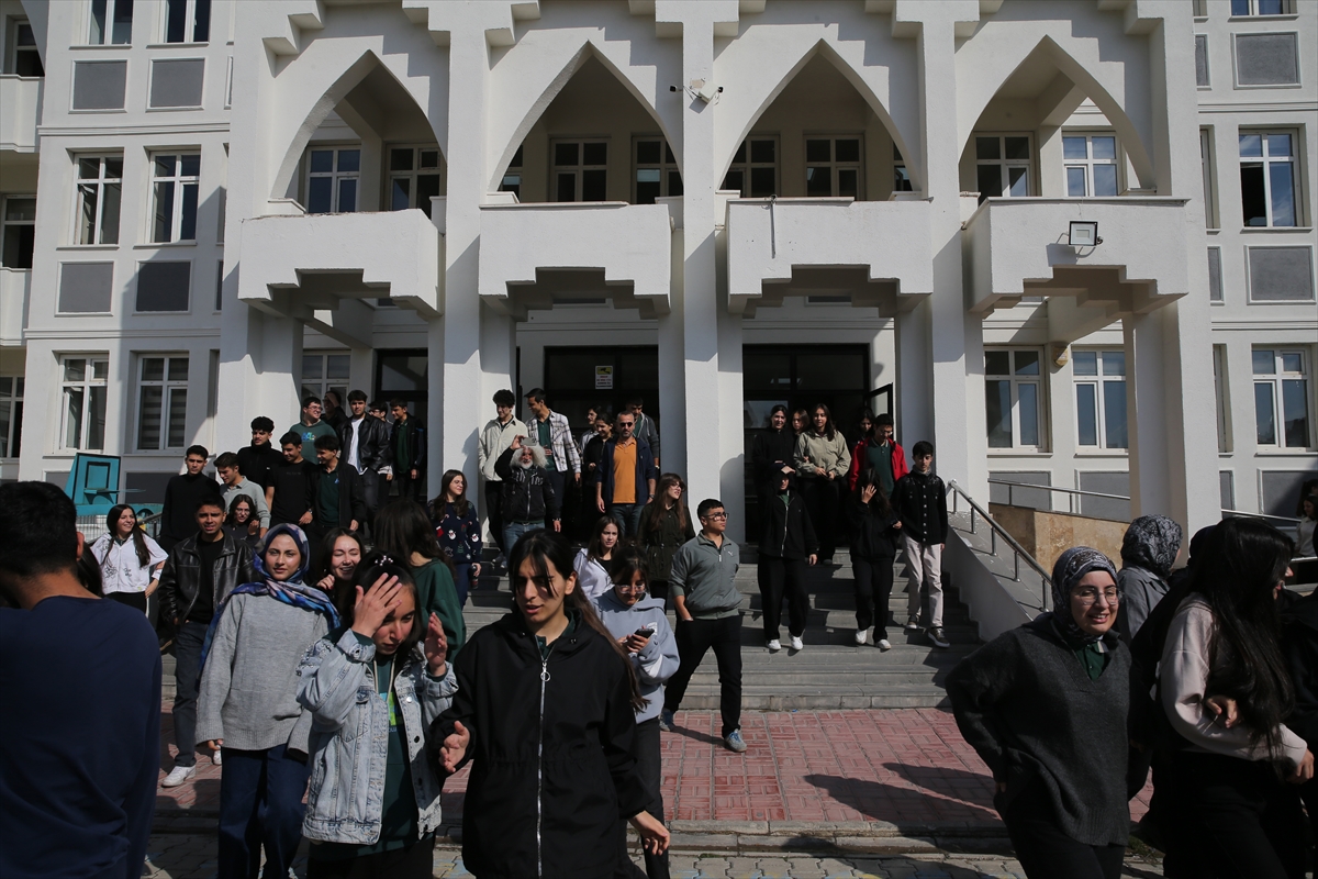 A A 20251013 39397356 39397355 V A N D A K I O K U L L A R D A T A H L I Y E T A T B I K A T I Y A P I L D I