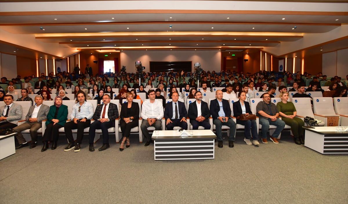 A A 20251014 39409160 39409156 V A N Y Y U D E E R A S M U S G U N L E R I P R O G R A M I Y A P I L D I